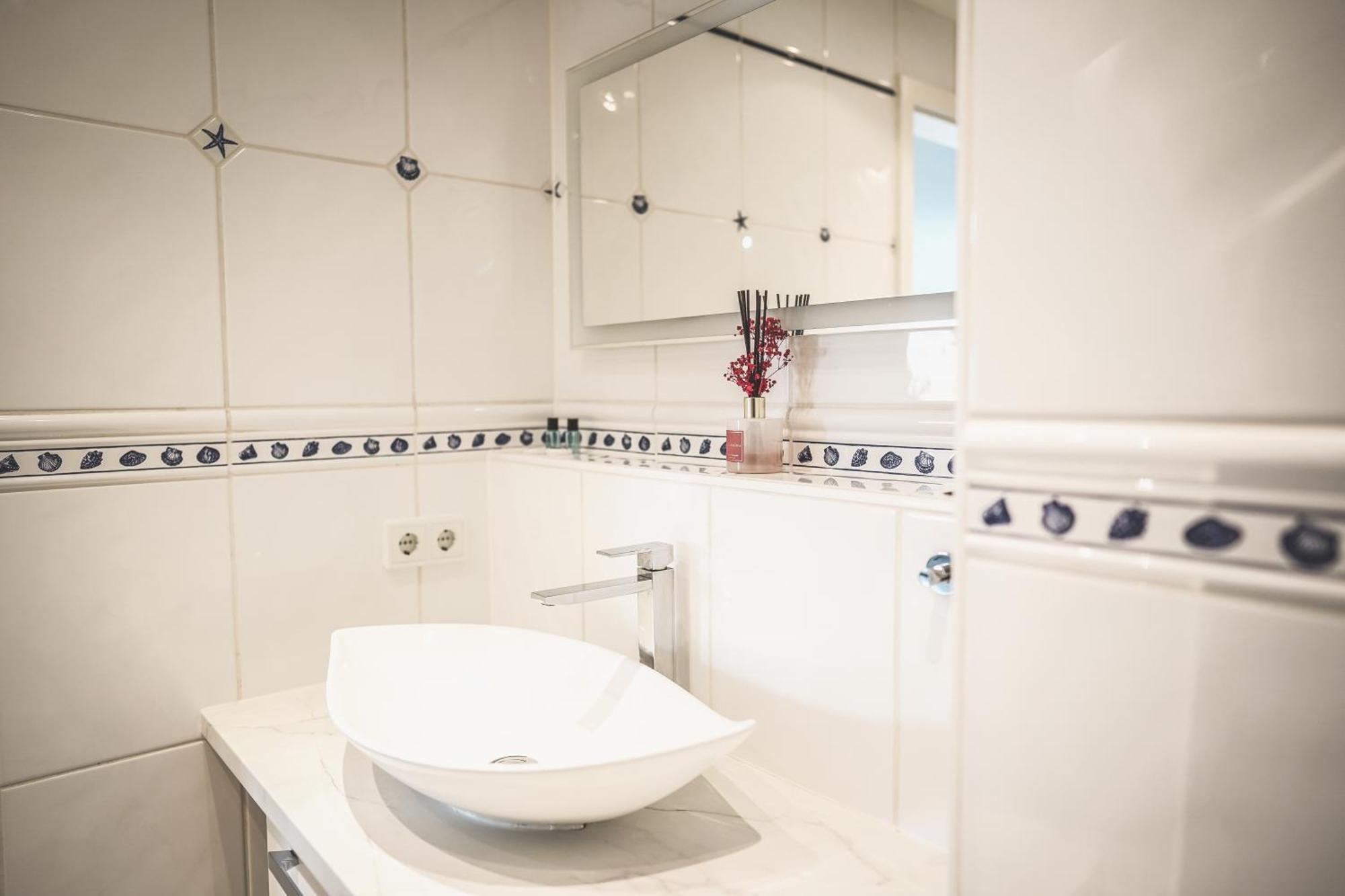 Luxus Maisonette Wohnung Am See, Wehome Premium Sankt Leon-Rot Kültér fotó